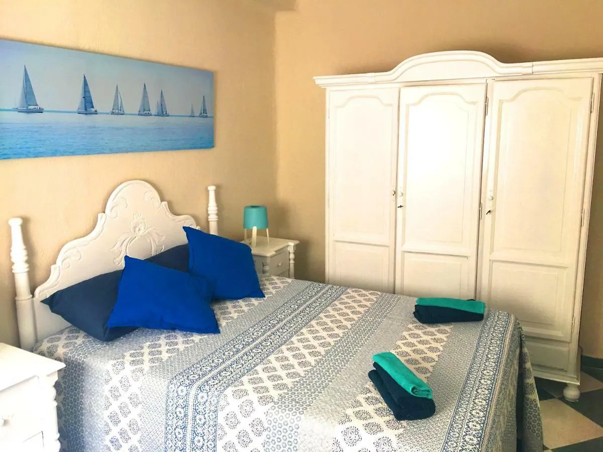Skysea Holidays Malaga Ave Apartment 0*,  Spain